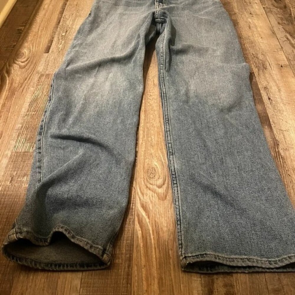 Hollister straight leg light blue demin jeans